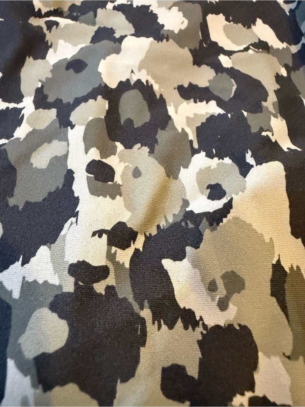 SPANX Booty Boost 7/8 Leggings Large NWT Brushed Collage Dark Palm Camo - Picture 12 of 13